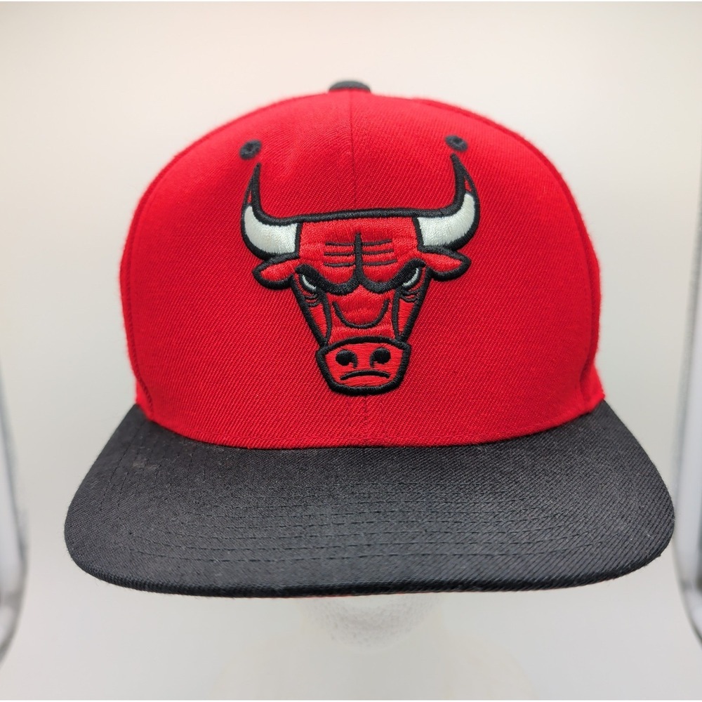 Mitchell & Ness Chicago Bulls Snapback Cap Hat Red Black NBA Graphic Under Brim